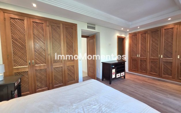 Revente - Maison mitoyenne - Estepona  - Costalita