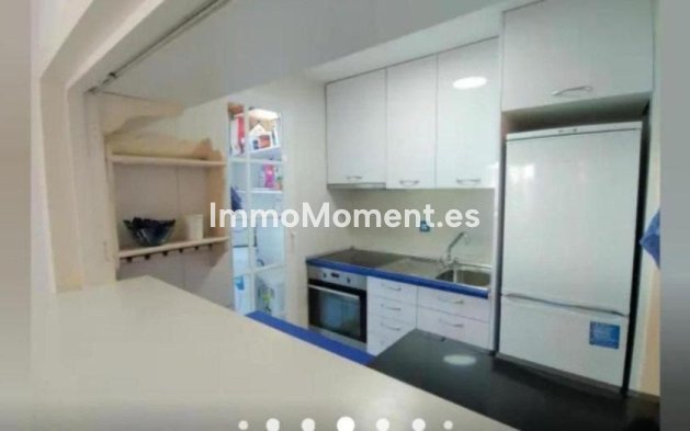Resale - Apartment - Benalmadena - Benalmadena Centro