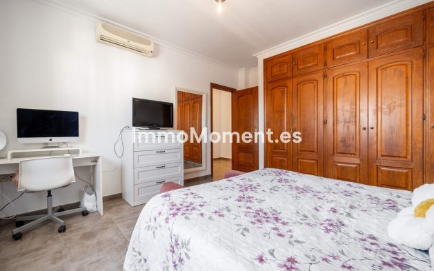 Wiederverkauf - Freistehende Villa - Estepona  - Estepona Centro