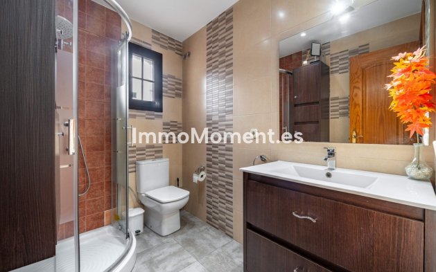 Wiederverkauf - Freistehende Villa - Estepona  - Estepona Centro