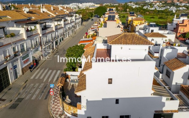Wiederverkauf - Freistehende Villa - Estepona  - Estepona Centro