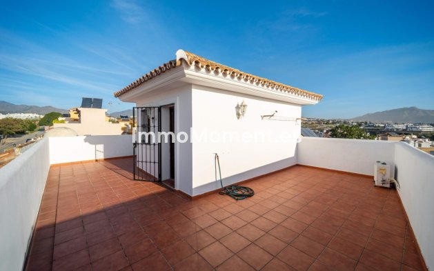 Wiederverkauf - Freistehende Villa - Estepona  - Estepona Centro