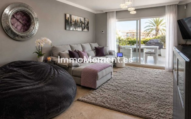 Revente - Maison mitoyenne - Estepona  - New Golden Mile