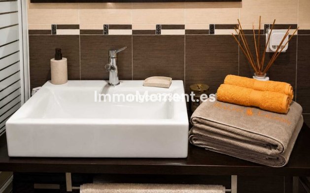 Revente - Maison mitoyenne - Estepona  - New Golden Mile