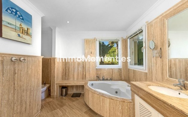 Resale - Apartment - Casares - Casares Centro