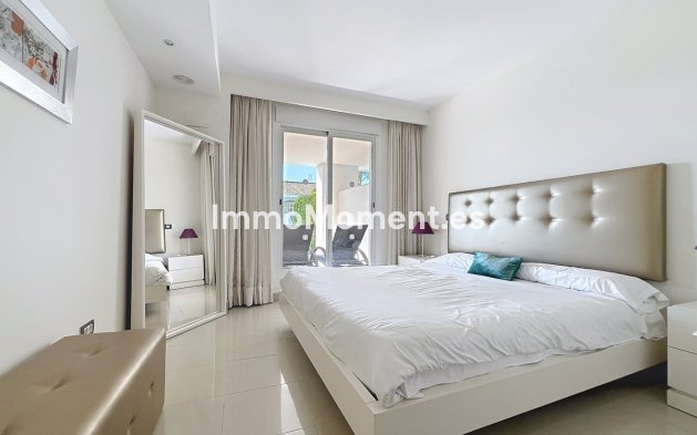Revente - Appartement - Estepona  - Estepona Centro