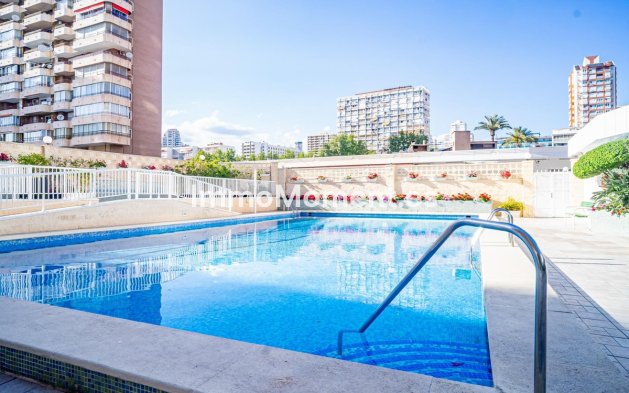 Resale - Apartment - Benidorm - Benidorm Centro