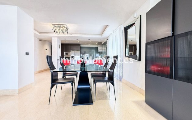 Reventa - Apartamento - Benahavís - Benahavís Centro