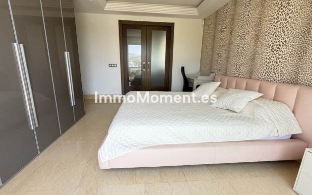 Reventa - Apartamento - Benahavís - Benahavís Centro