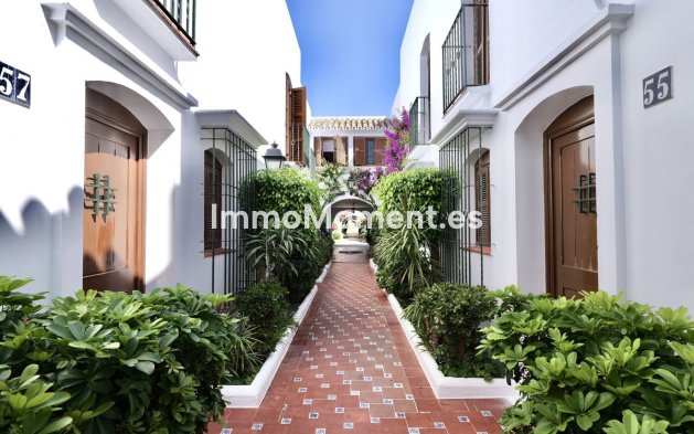 Reventa - Apartamento - Estepona  - Estepona Centro