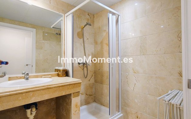 Wiederverkauf - Wohnung - Marbella - Nueva Andalucía