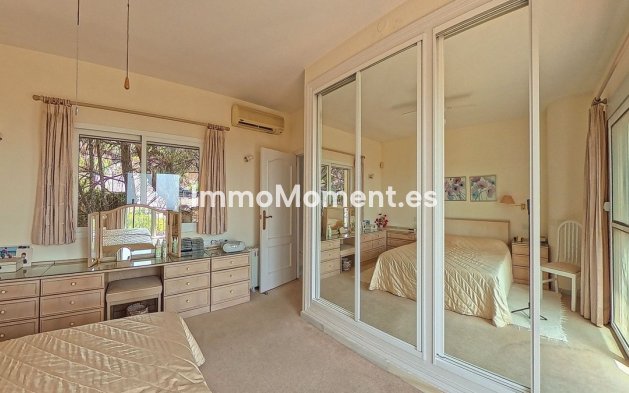 Reventa - Villa independiente - Mijas - Valtocado