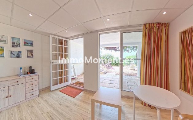 Reventa - Villa independiente - Mijas - Valtocado