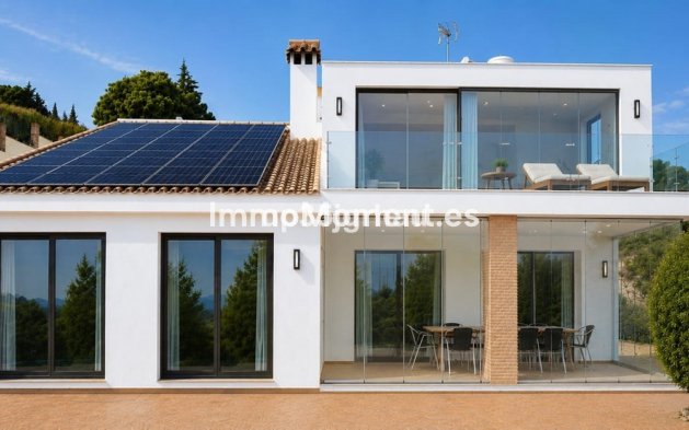 Wiederverkauf - Freistehende Villa - Estepona  - Estepona Centro