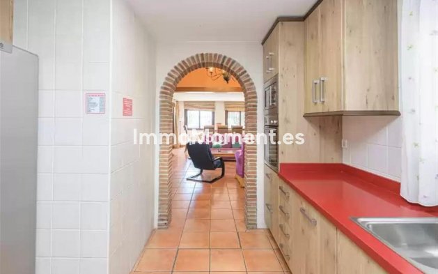 Wiederverkauf - Freistehende Villa - Estepona  - Estepona Centro