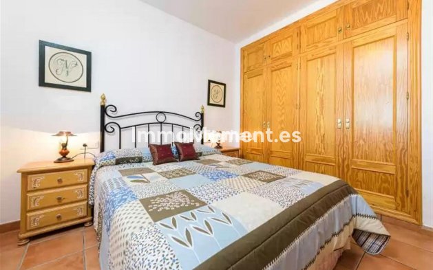 Wiederverkauf - Freistehende Villa - Estepona  - Estepona Centro