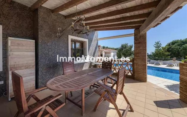 Wiederverkauf - Freistehende Villa - Estepona  - Estepona Centro