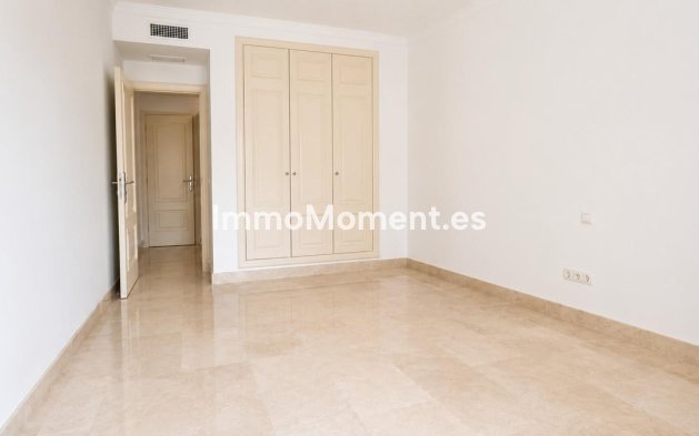 Reventa - Apartamento - Marbella - Nagüeles