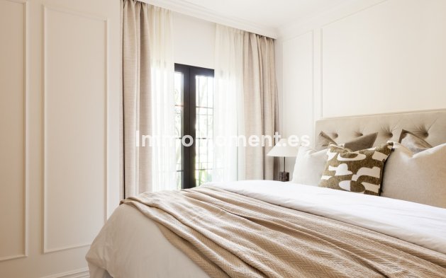 Revente - Appartement - Marbella - Nueva Andalucía