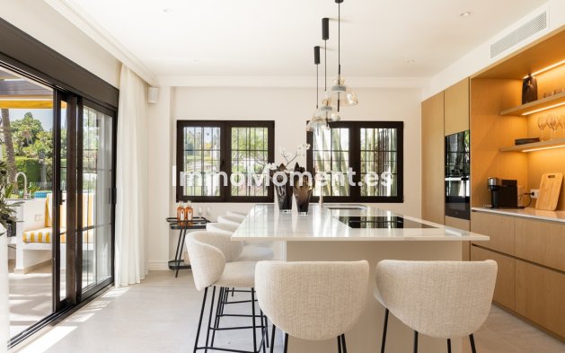 Revente - Appartement - Marbella - Nueva Andalucía