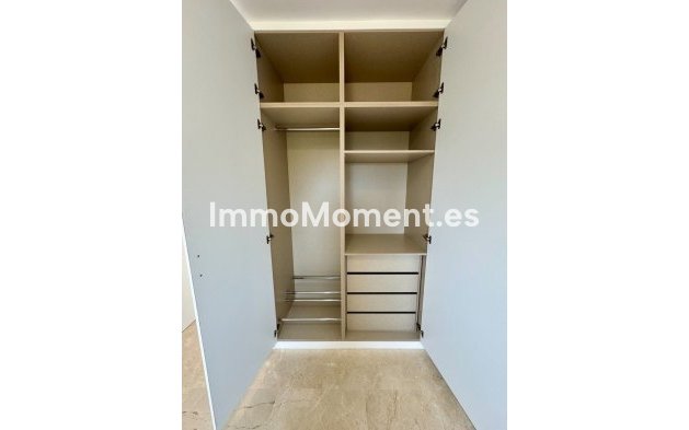 Wiederverkauf - Wohnung - Estepona  - Atalaya