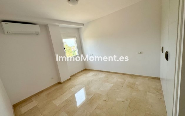Wiederverkauf - Wohnung - Estepona  - Atalaya