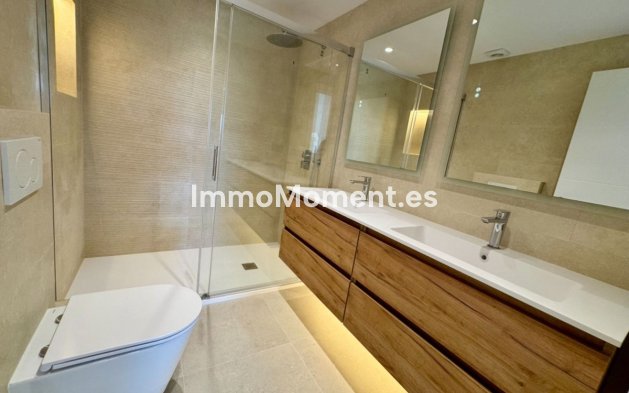 Wiederverkauf - Wohnung - Estepona  - Atalaya