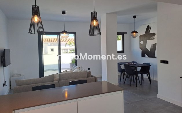 Wiederverkauf - Wohnung - Estepona  - Cancelada