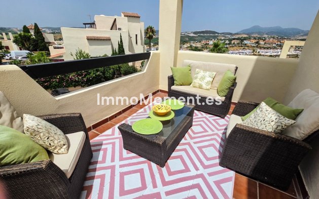 Resale - Apartment - Casares - Casares Centro
