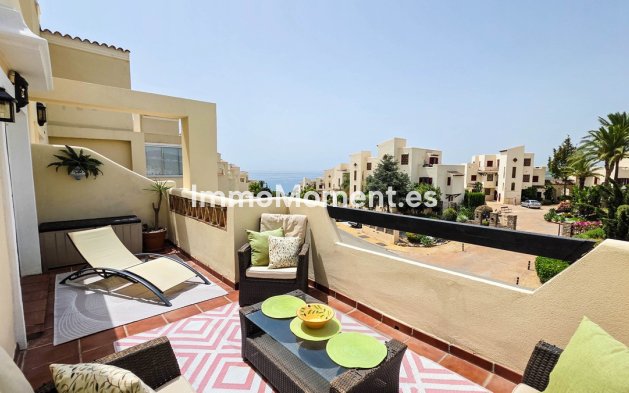 Resale - Apartment - Casares - Casares Centro