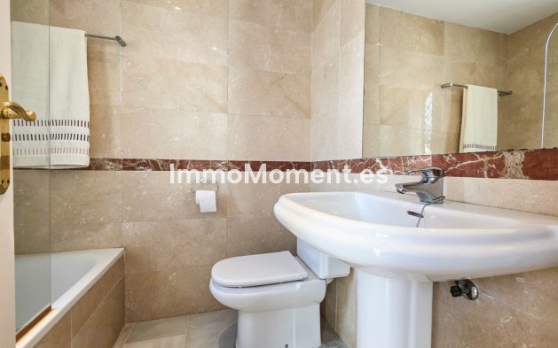 Resale - Apartment - Casares - Casares Centro