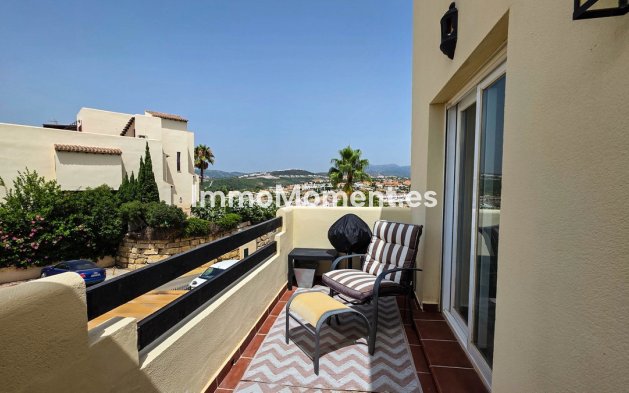 Resale - Apartment - Casares - Casares Centro