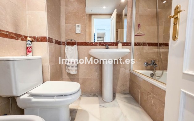 Resale - Apartment - Casares - Casares Centro
