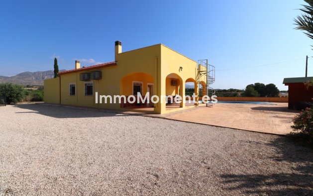 Reventa - Villa independiente - Albatera - Albatera Centro