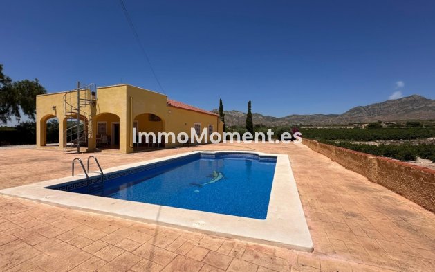 Reventa - Villa independiente - Albatera - Albatera Centro