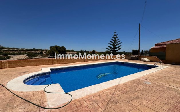 Reventa - Villa independiente - Albatera - Albatera Centro