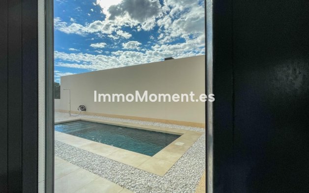 Reventa - Villa independiente - Finestrat