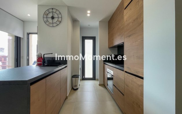 Reventa - Villa independiente - Finestrat