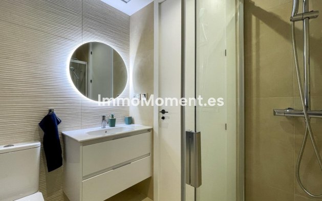 Reventa - Villa independiente - Finestrat