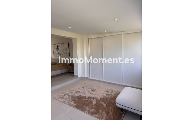 Resale - Detached villa - Marbella - Guadalmina Alta