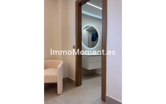 Resale - Detached villa - Marbella - Guadalmina Alta