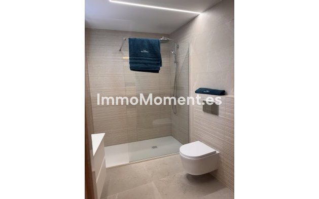 Resale - Detached villa - Marbella - Guadalmina Alta