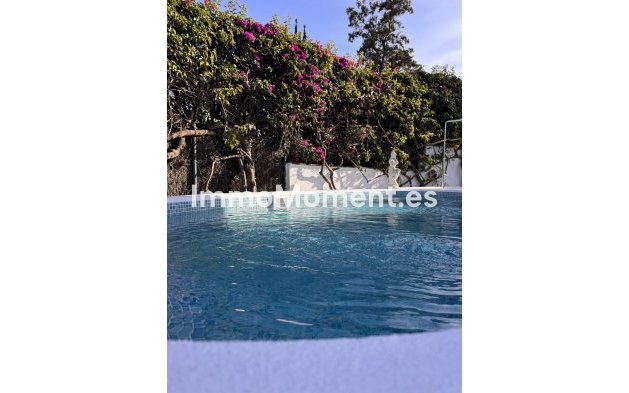 Resale - Detached villa - Marbella - Guadalmina Alta