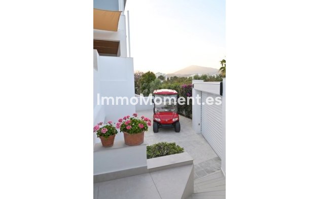 Resale - Detached villa - Marbella - Guadalmina Alta