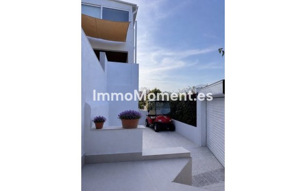 Resale - Detached villa - Marbella - Guadalmina Alta