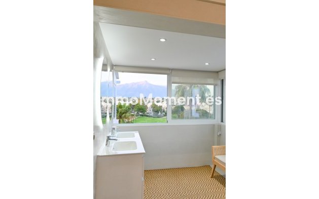 Resale - Detached villa - Marbella - Guadalmina Alta