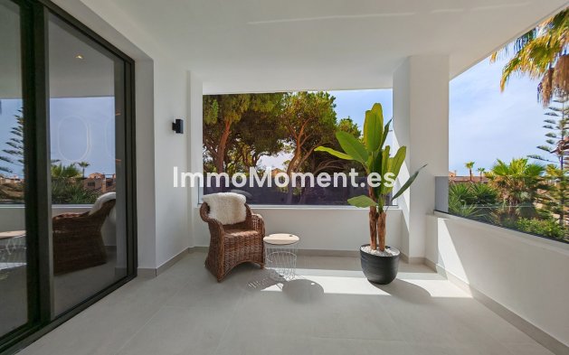 Resale - Detached villa - Marbella - Elviria