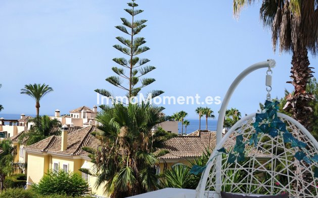 Resale - Detached villa - Marbella - Elviria