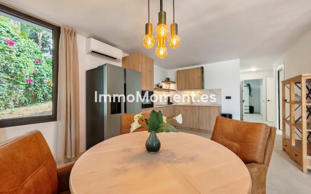 Resale - Detached villa - Marbella - Elviria