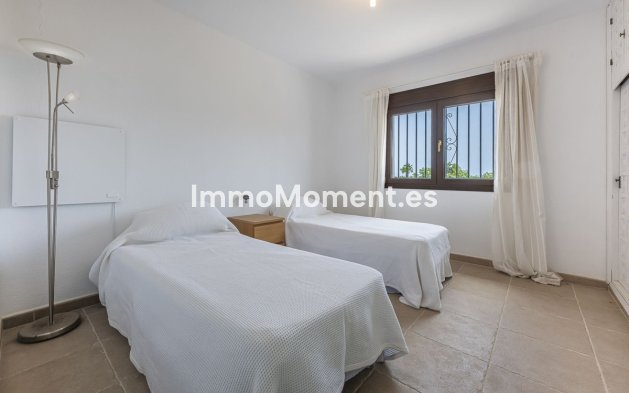 Resale - Detached villa - Manilva - Punta Chullera